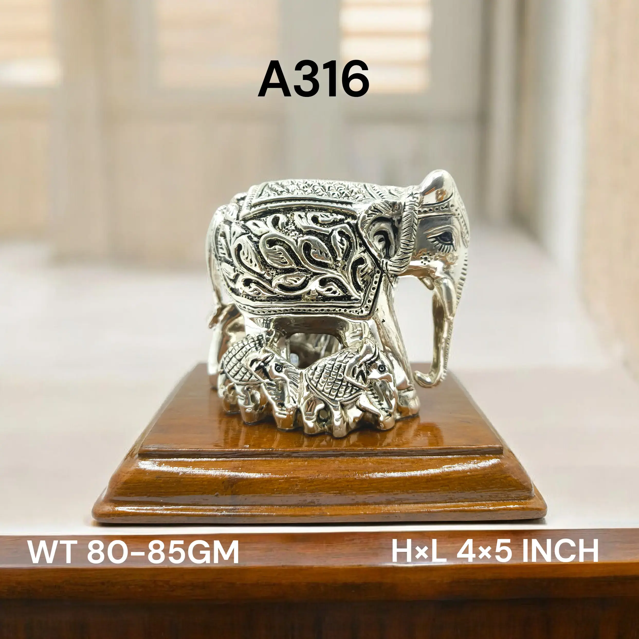 999 Silver Elephant With Calf