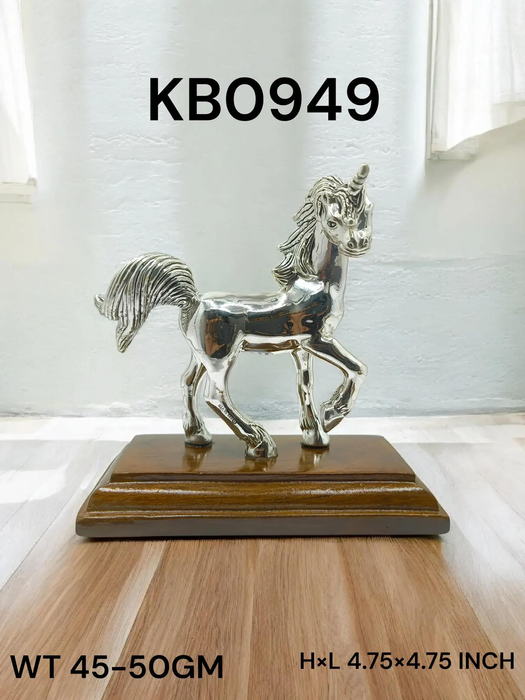 999 Silver Horse
