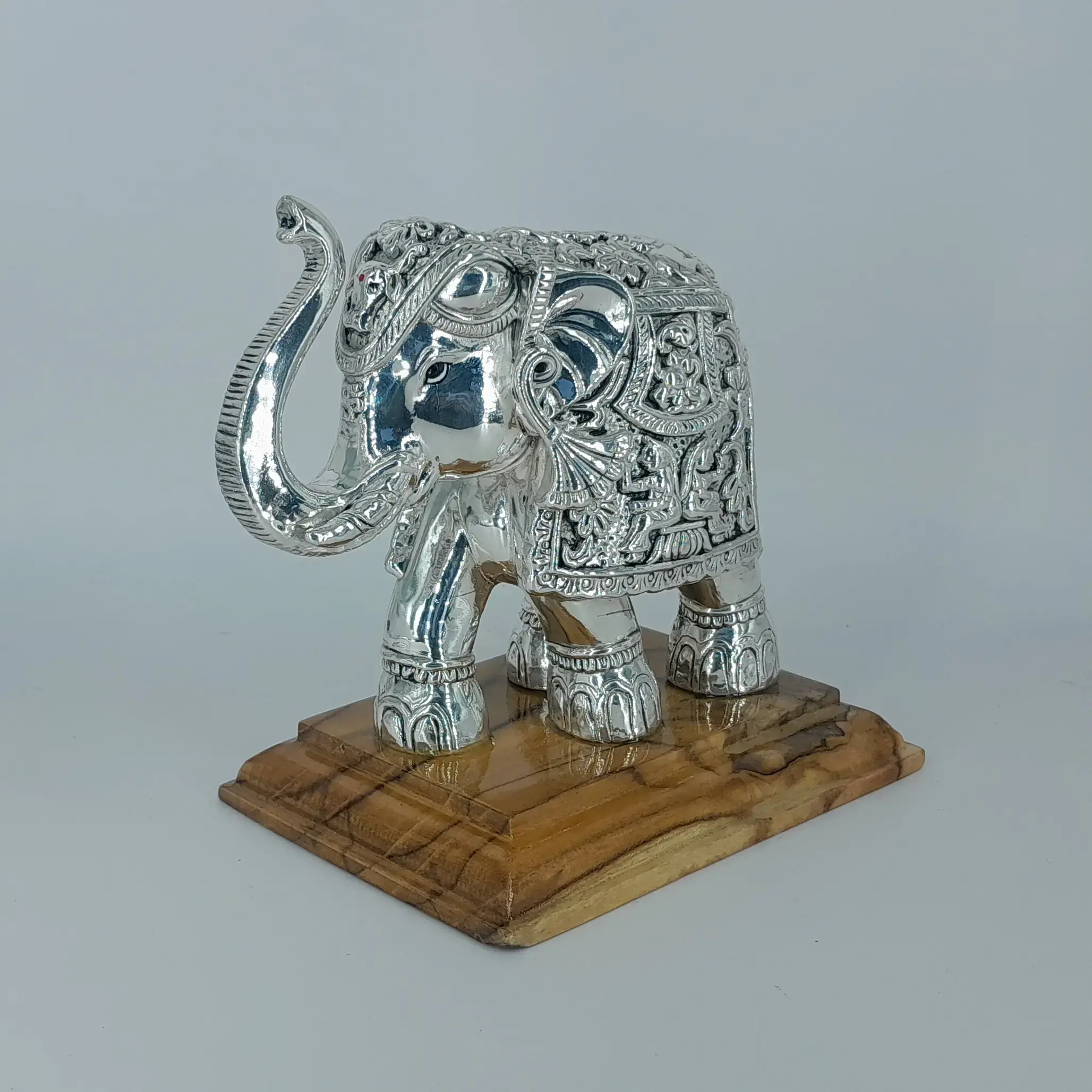 999 Silver Elephant