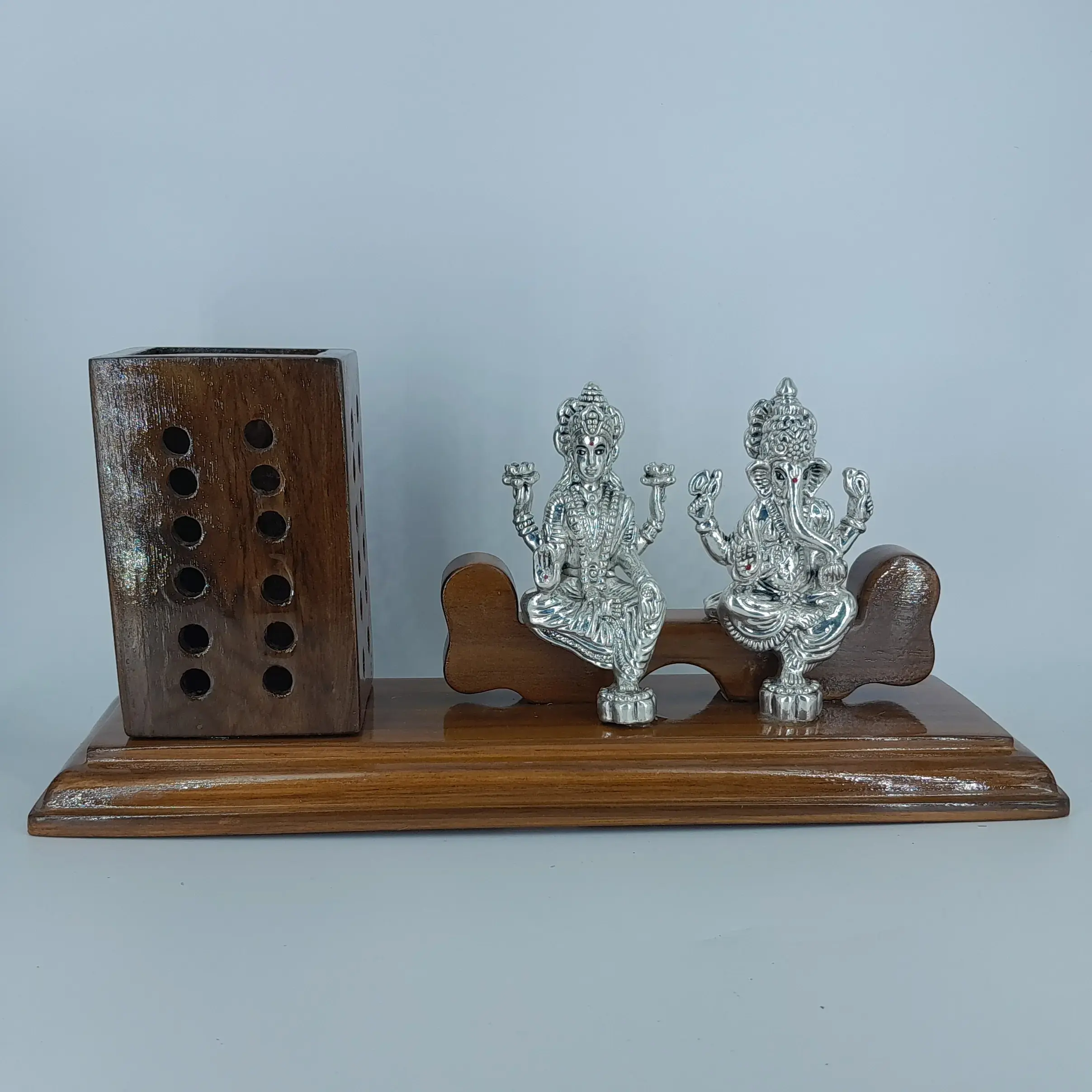999 Silver Laxmi Ganesh With PAN STAND