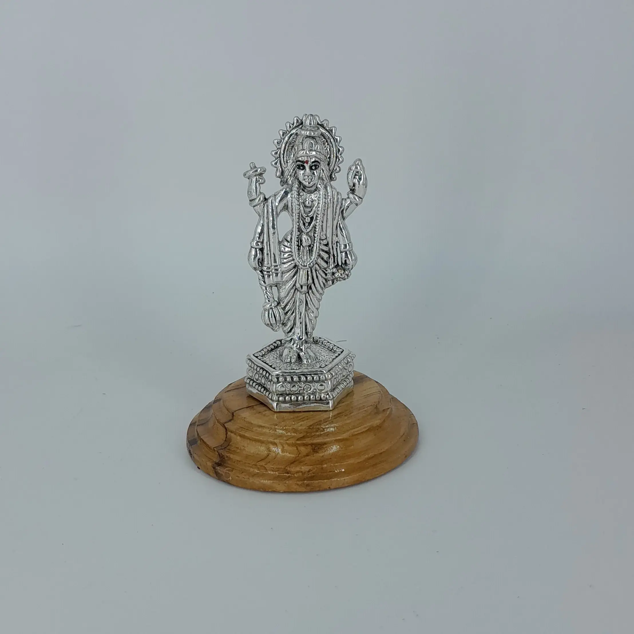 999 Silver Vishnu