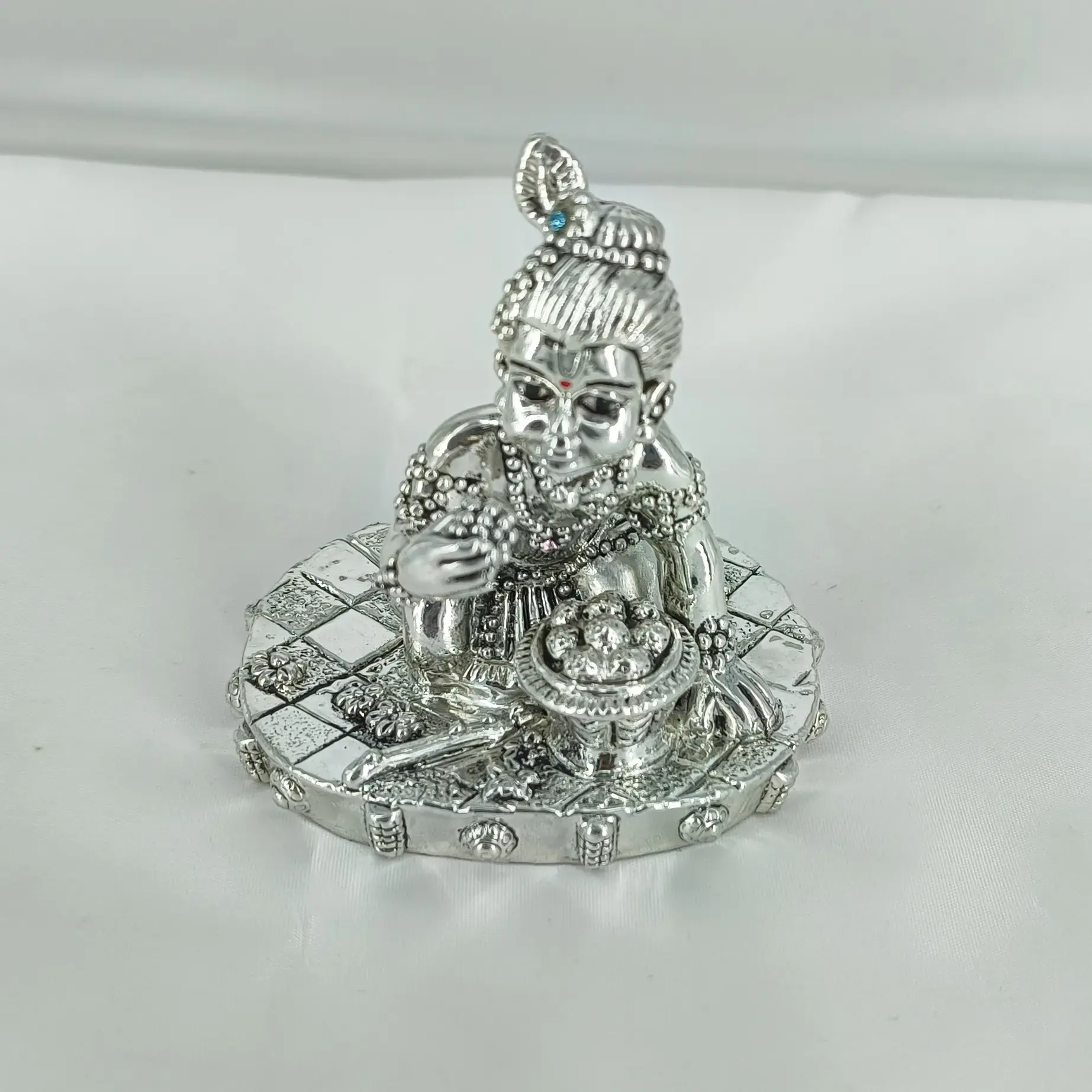 999 Silver Laddu Gopal